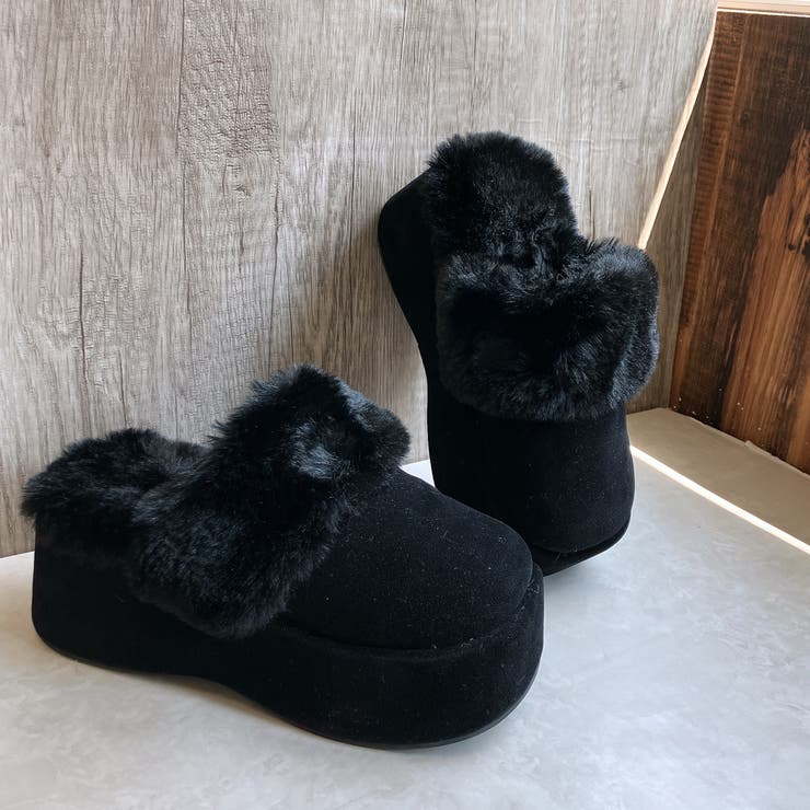 UGG ファー付きサボサンダル ブラック 5