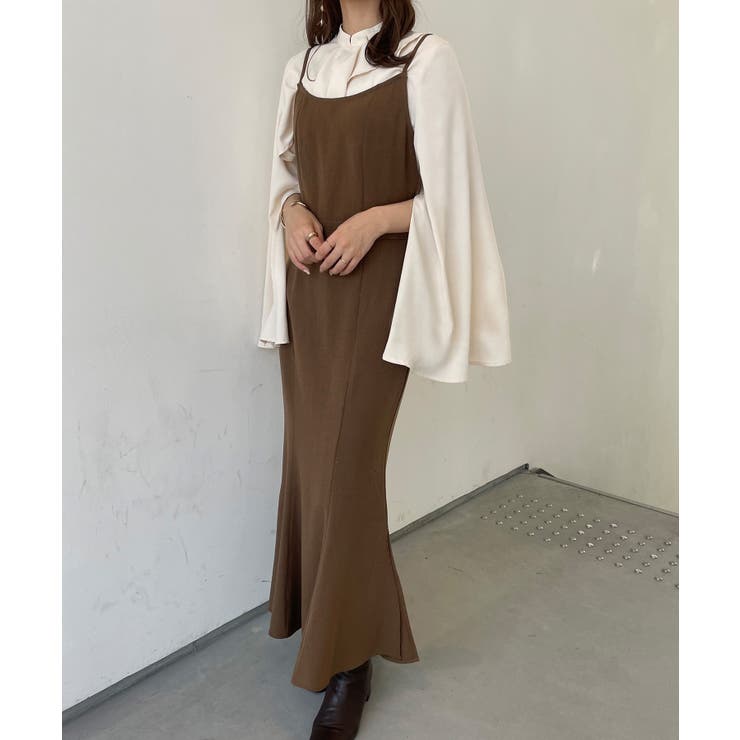 レイヤードフレアスリットスリーブブラウス[品番：AMTW0005339