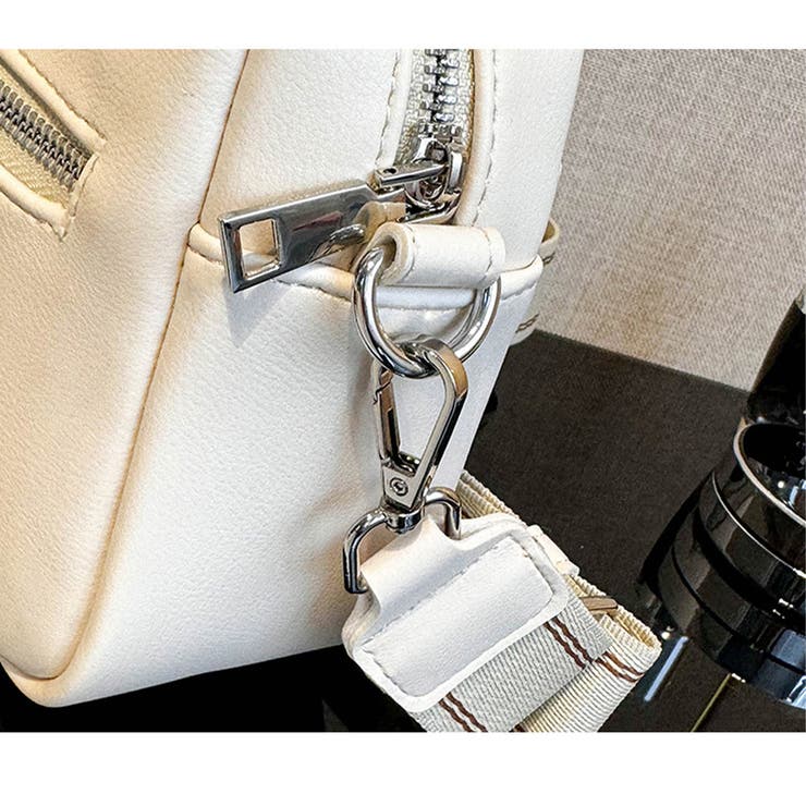 ショルダーバッグ キルティングレザー ミニクロスボディバッグ[品番