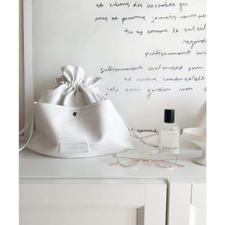 ころんとしたフォルムに”きゅん”。2wayヴィーガンレザー巾着バッグ