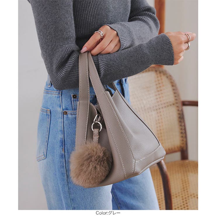 ファーチャーム付きスクエアバッグ［B1650］ ファーチャーム付き