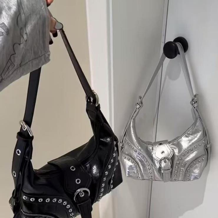 スタッズ付きショルダーバッグ[品番：SHNW0012011]｜LADY LIKE