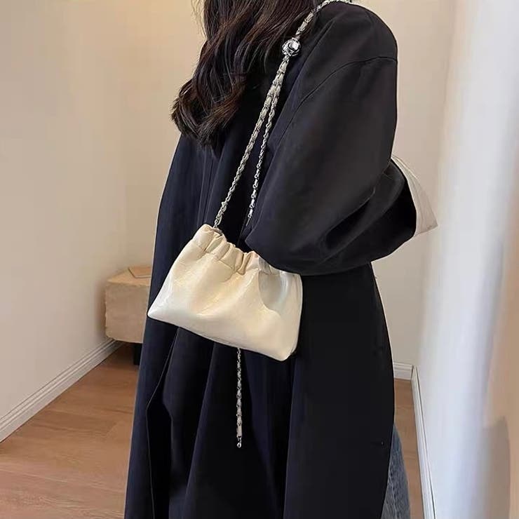 シルバーチェーンミニショルダーバッグ[品番：SHNW0010035]｜LADY LIKE