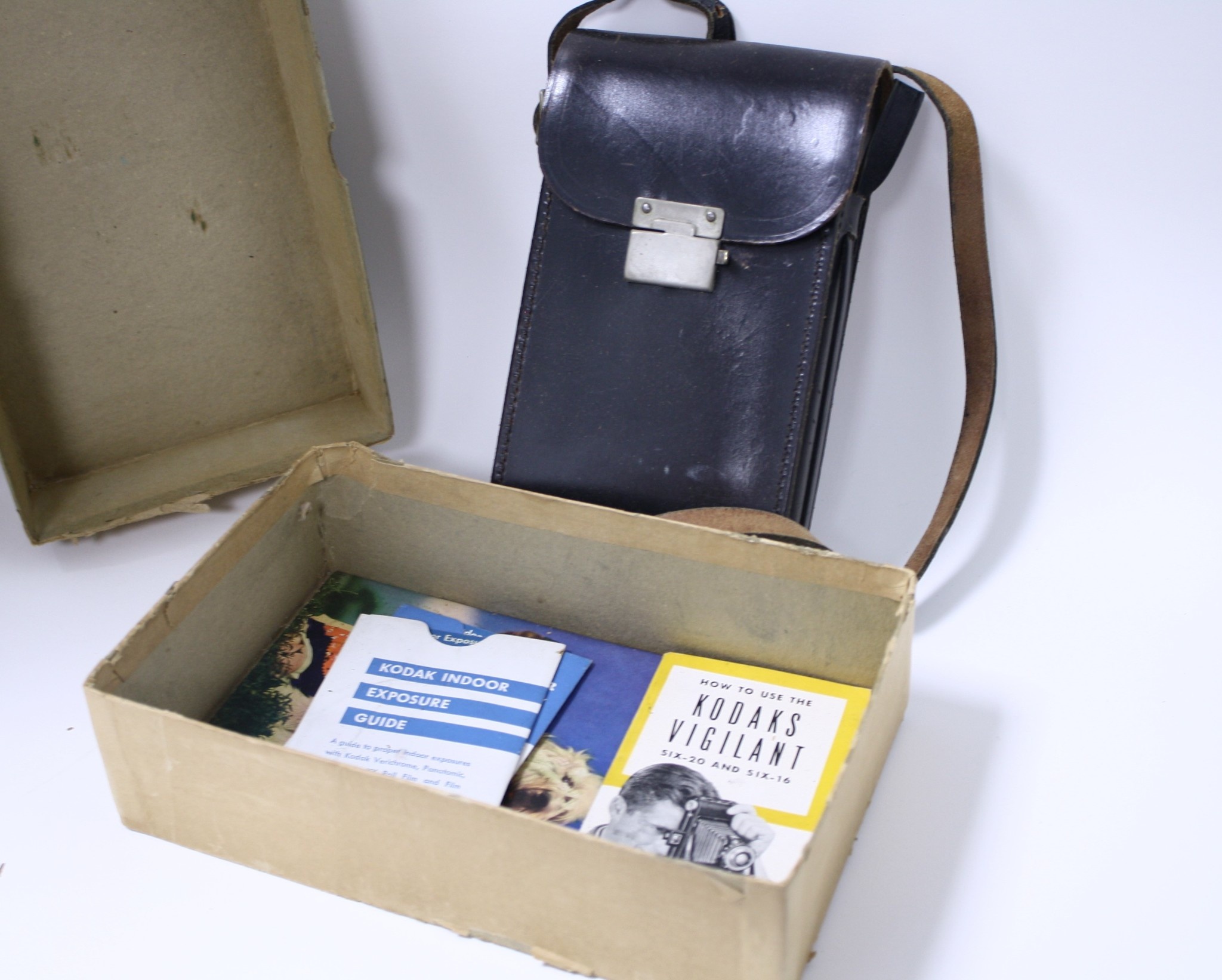 VINTAGE EASTMAN KODAK KODEX NO. 1 VIGILANT SIX 16 FOLDING CAMERA