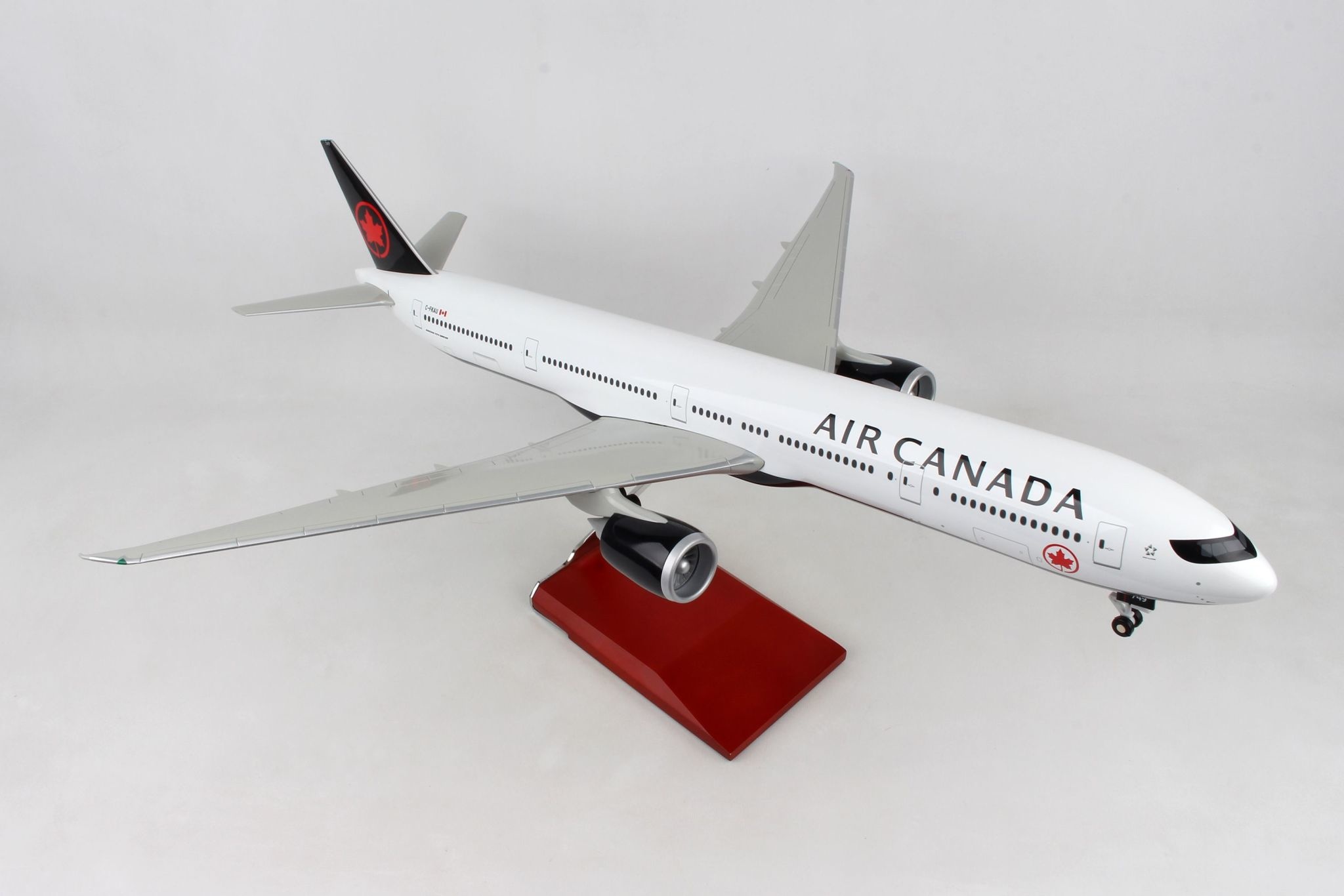 B777-300ER Air Canada 1:100 Wood Stand & Gear - avworld.ca
