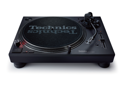 Technics SL-1200MK7 Black Professional Direct Drive DJ Turntable