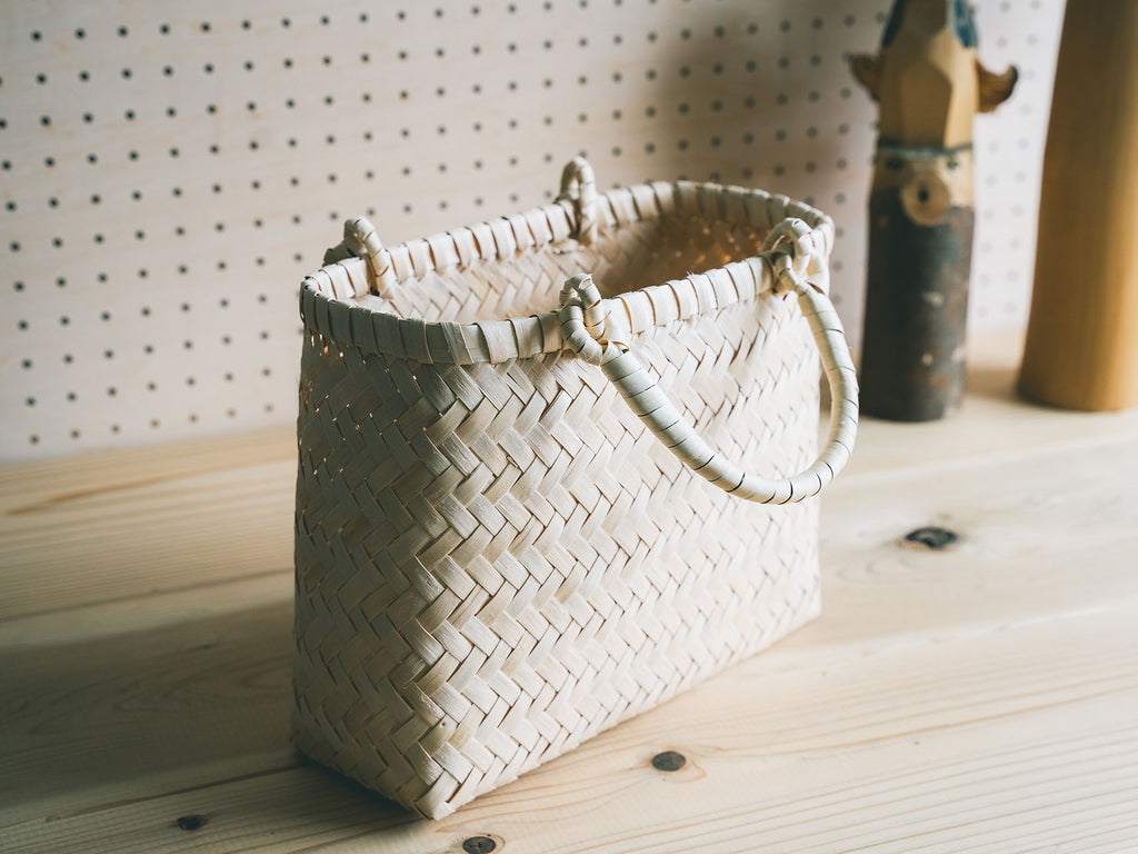 イタヤ細工 手提げかご 小〉 – 東北スタンダードマーケット