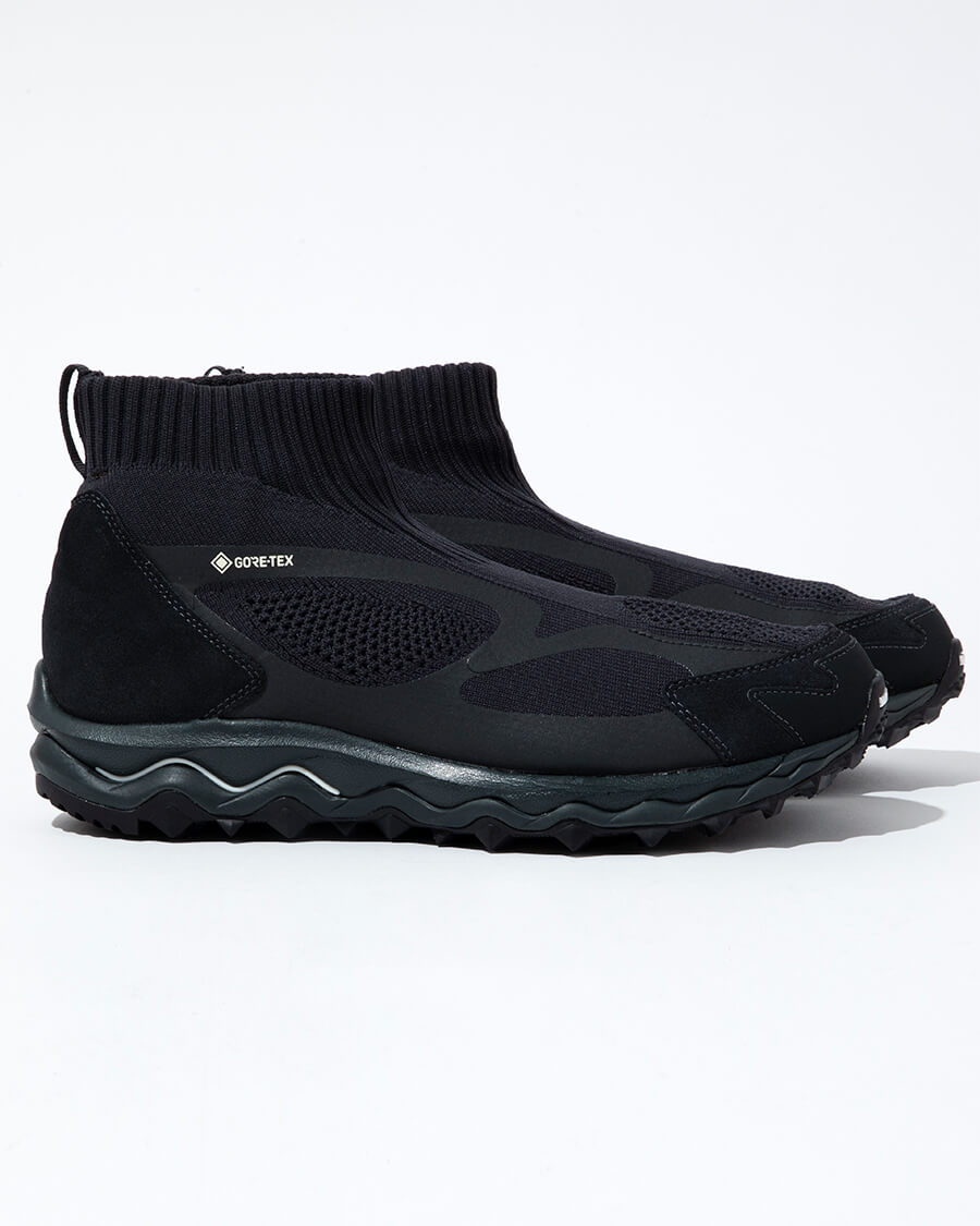 MIZUNO × nonnative WAVE MUJIN TL MID GTX “BLACK” – COVERCHORD