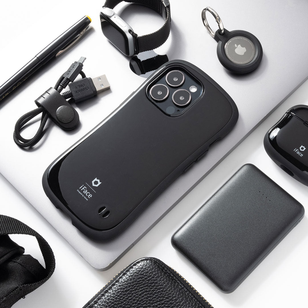 2026年最新】ブラックカラーのiFaceスマホケースを一挙紹介！黒の