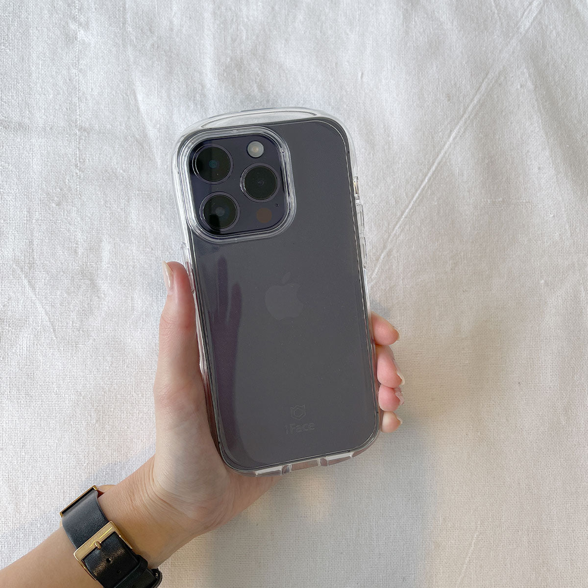 iPhone14Pro_14ProMaxのディープパープルに合うスマホケースおすすめ！