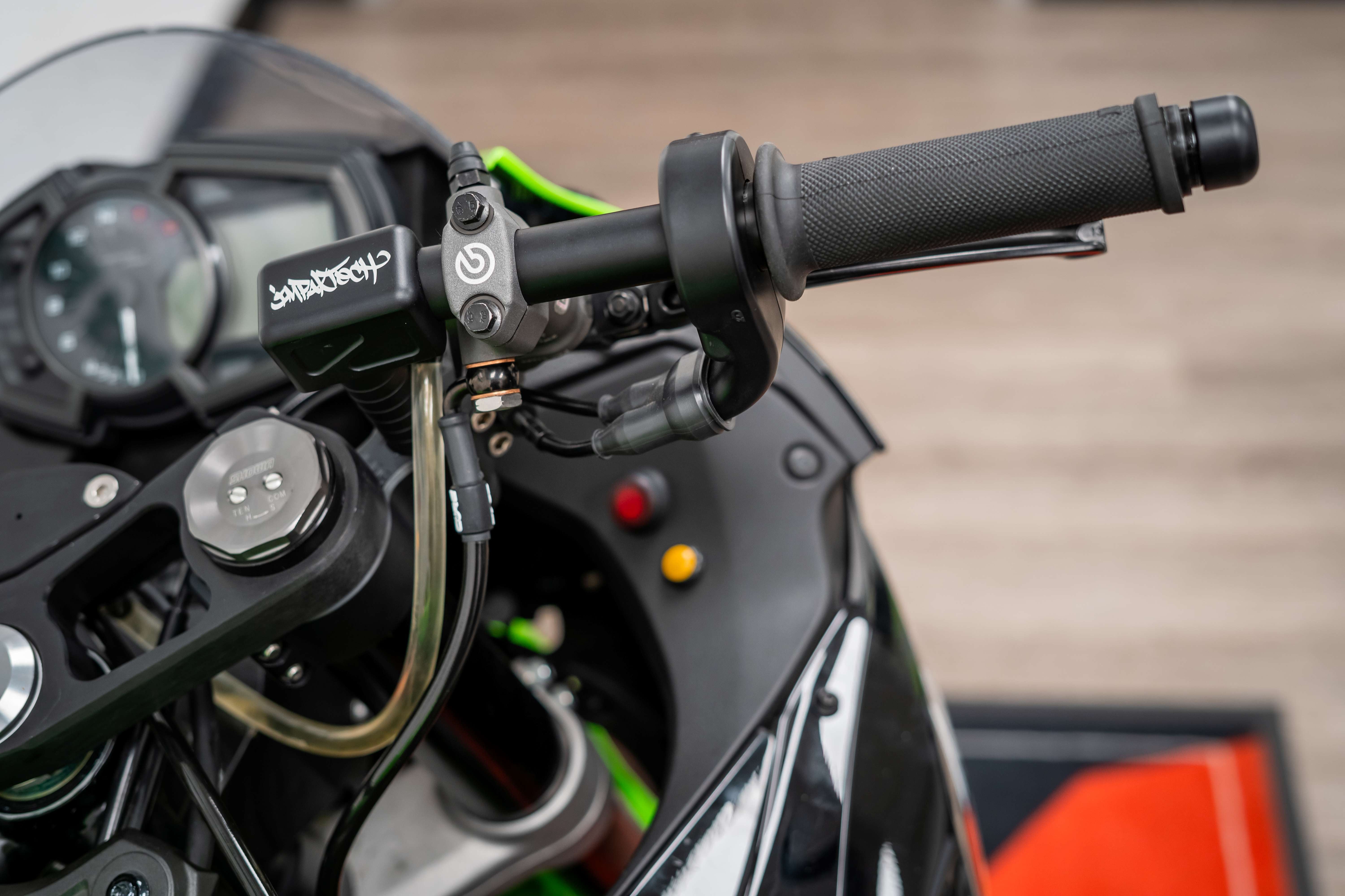 Clip On's Kawasaki ZX6R | 2024-2026