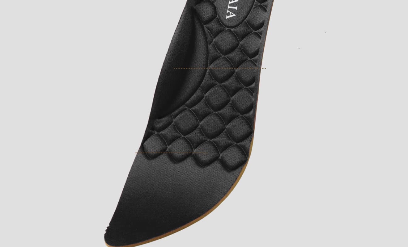 Aria Walker 超撥水] ポインテッドトゥ 超軽量 厚底 フラットシューズ