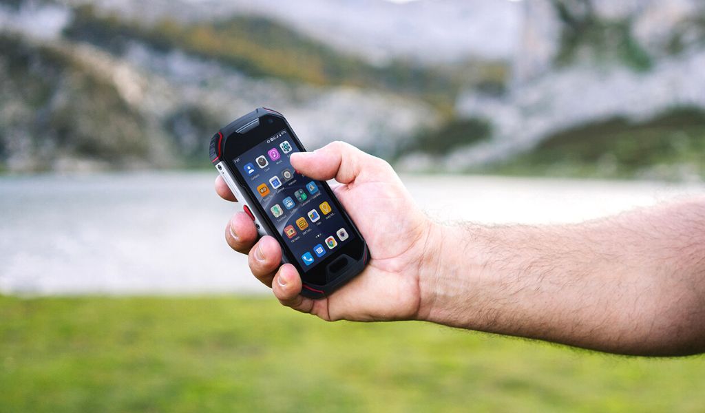 Unihertz Atom L - 4.0 インチの頑丈なスマートフォン