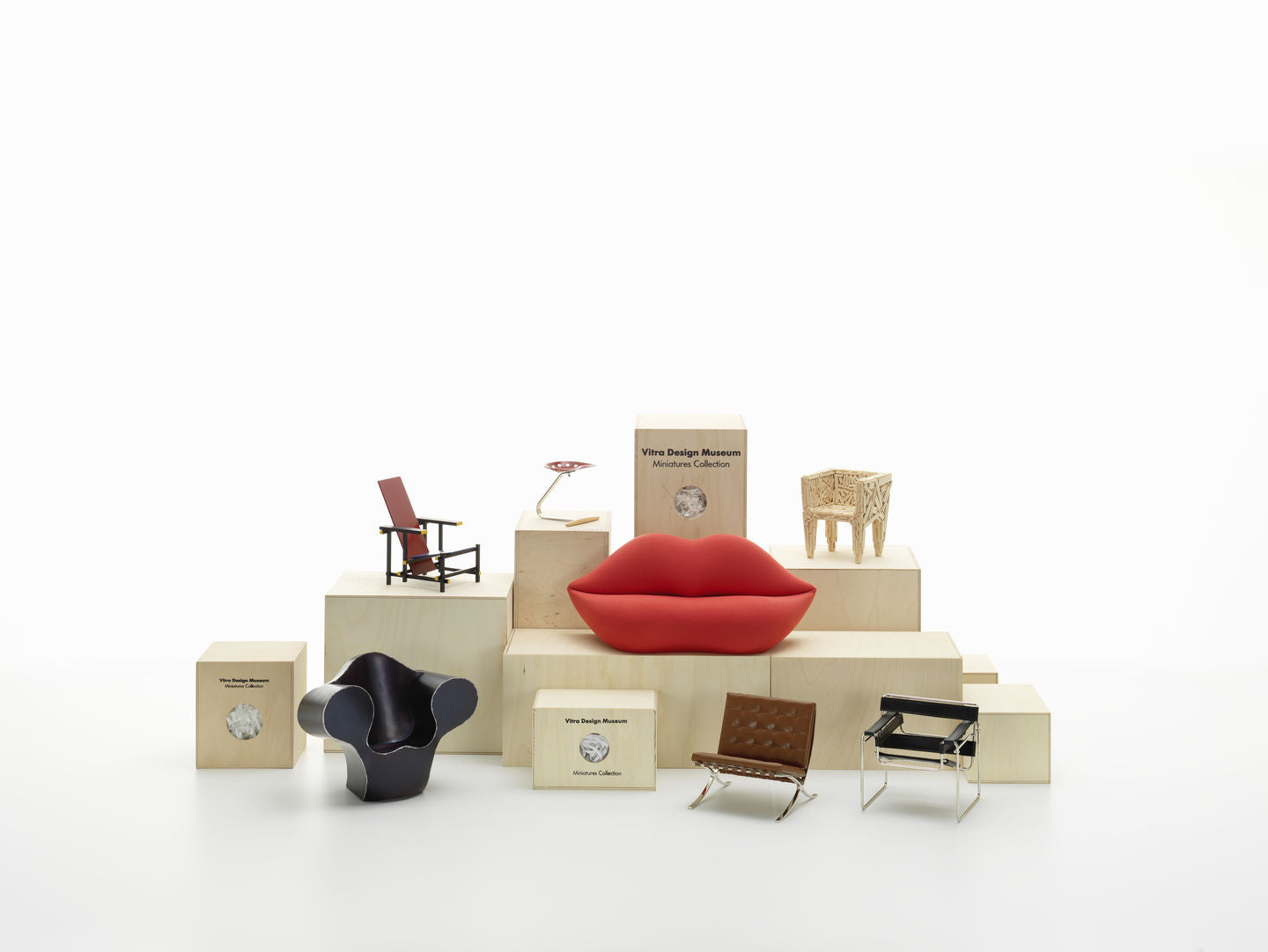 ミニチュア B3 ワシリー（Miniatures B3 Wassily）／【ヴィトラ公式