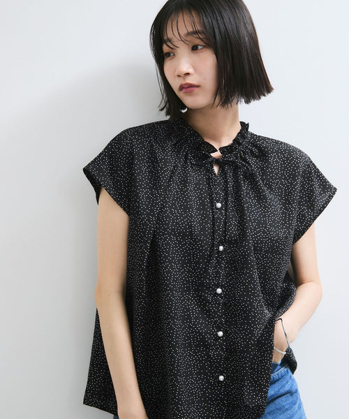 VIS(ビス) / 【WEB限定】ドットフリルネックブラウス/通勤対応
