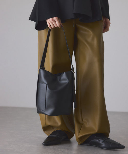 ADAM ET ROPÉ FEMME(アダム エ ロペ ファム) / スプリットレザーワン