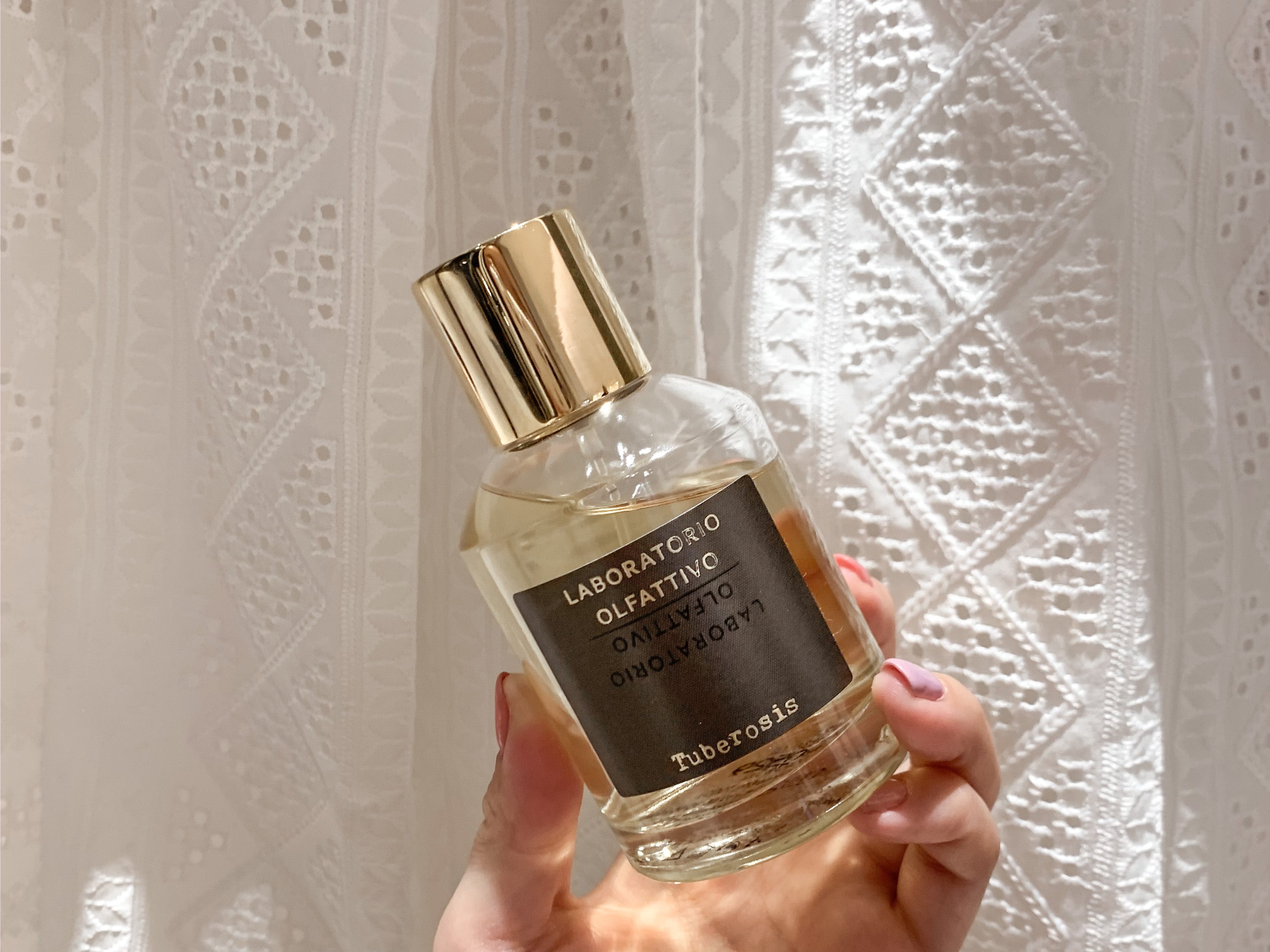 チュベローズの花が香る香水 – NOSE SHOP