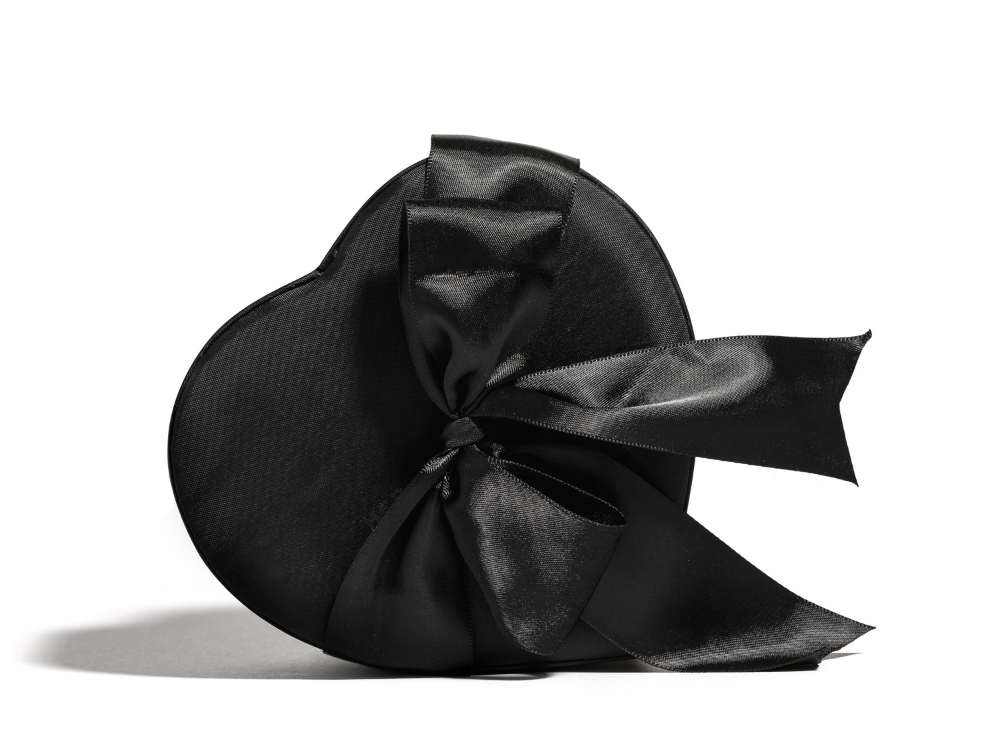 Heretic Parfumより1/17から2種の香りが新登場！映画の吸血鬼から