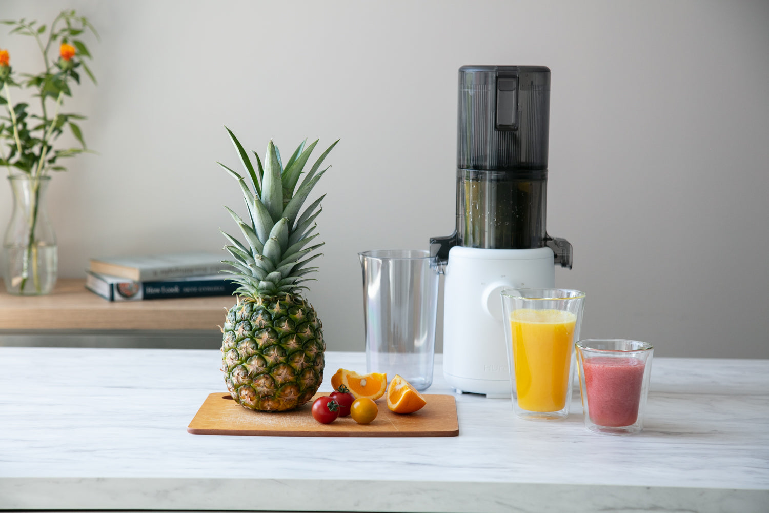 HUROM(ヒューロム)のスロージューサーH310Aでコールドプレスジュースを