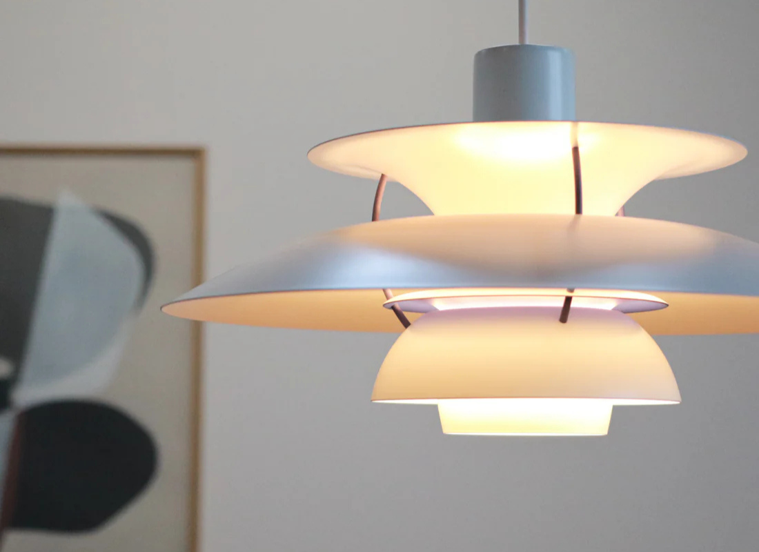 ルイスポールセンのリプロダクトで後悔する前に。本物との違いと見分け