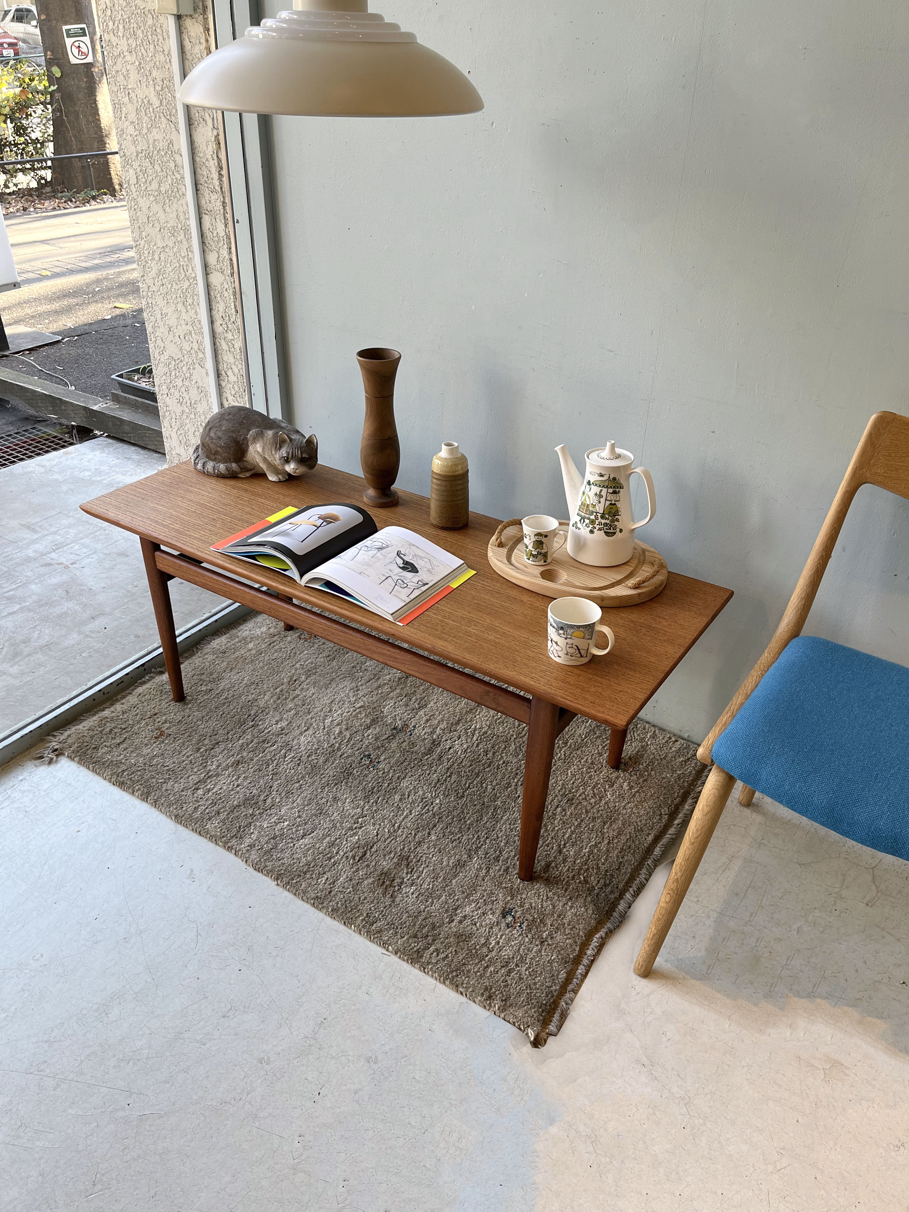 ジャパンヴィンテージ コーヒーテーブル チーク材 モダンデザイン