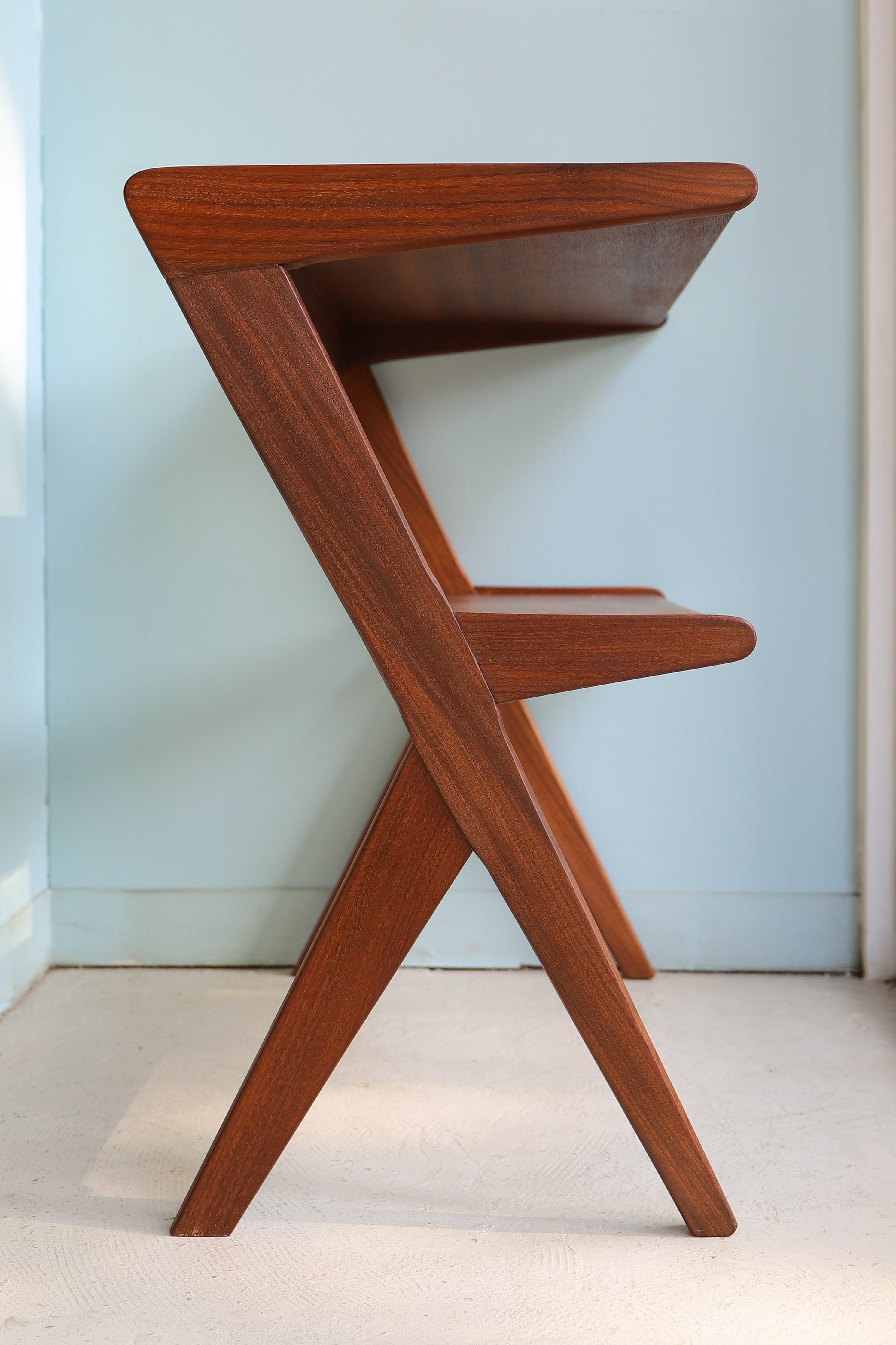 イギリスヴィンテージ サイドテーブル ミッドセンチュリーモダン/UK