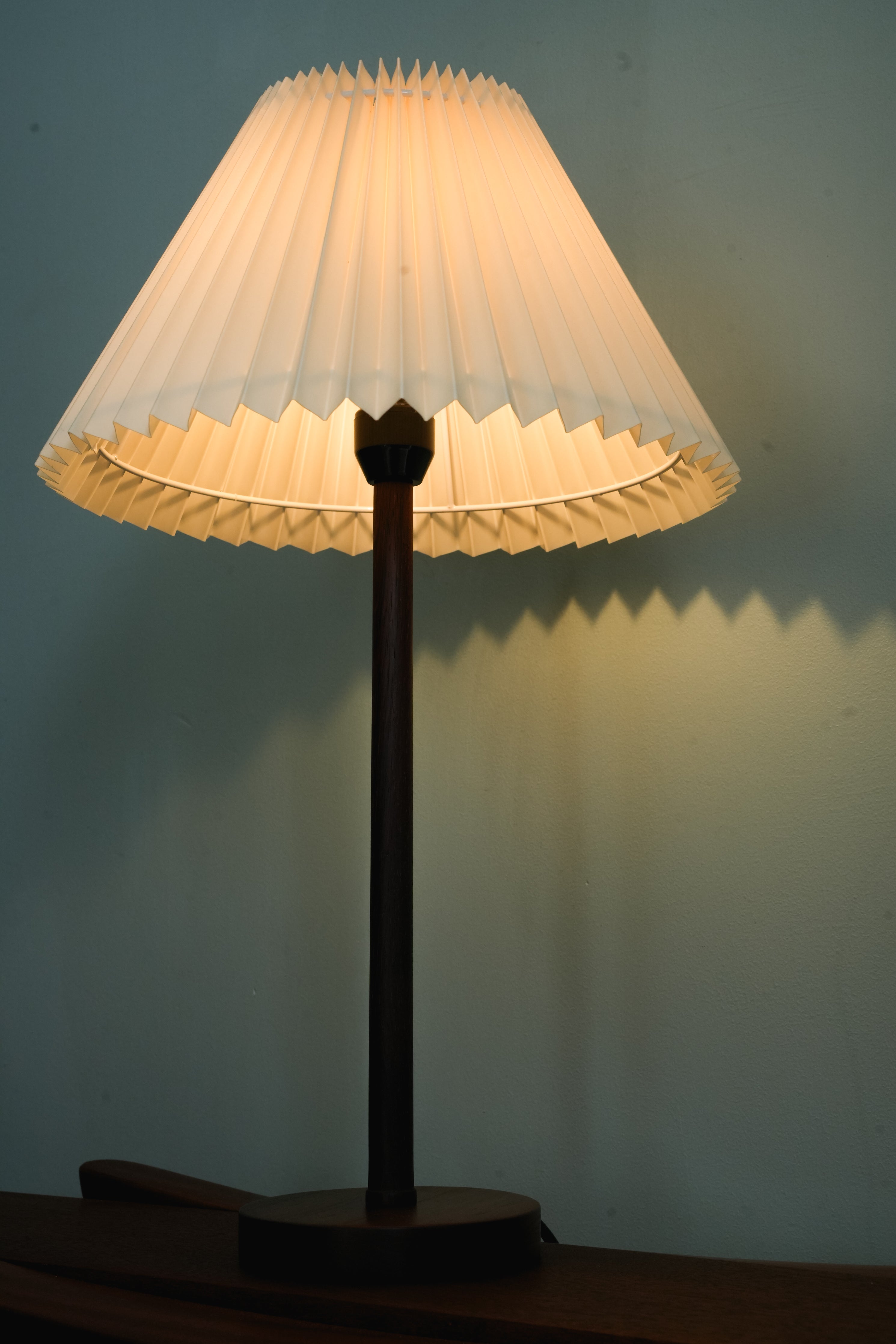 デンマークヴィンテージ テーブルランプ 照明 ローズウッド 北欧