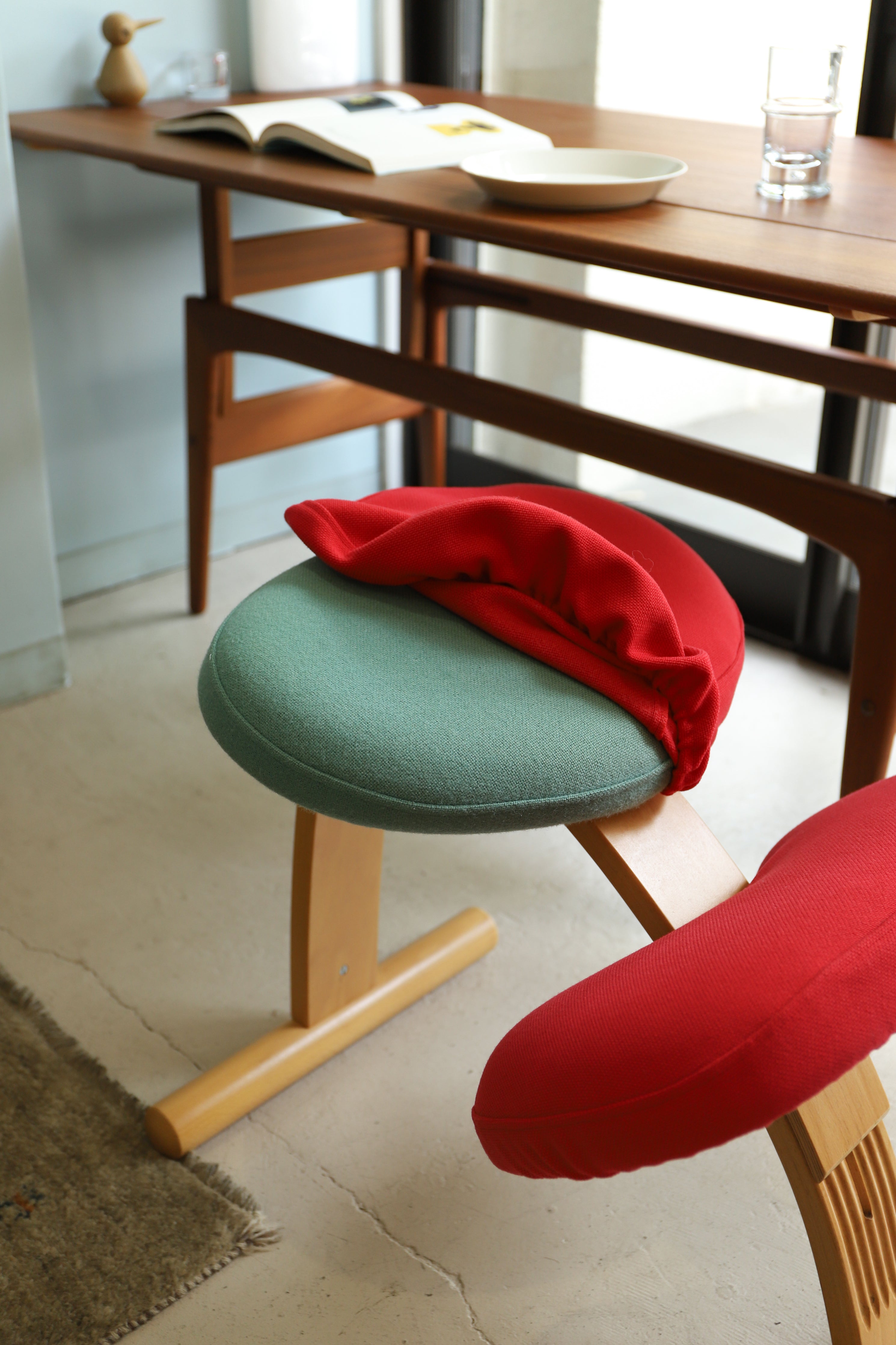 リボ バランスチェア イージー 北欧デザイン/Rybo Balance Easy Chair