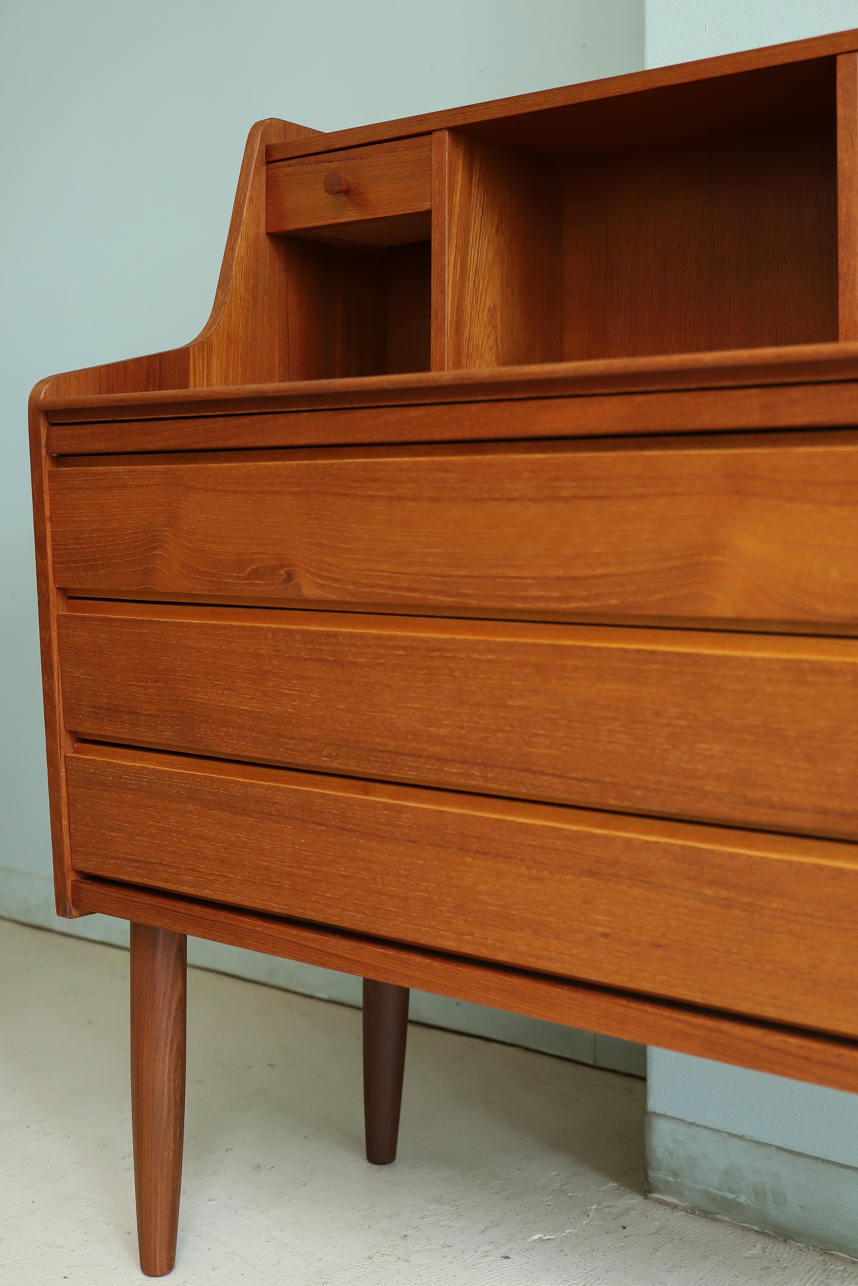 デンマークヴィンテージ ライティングビューロー デスク チーク材 北欧