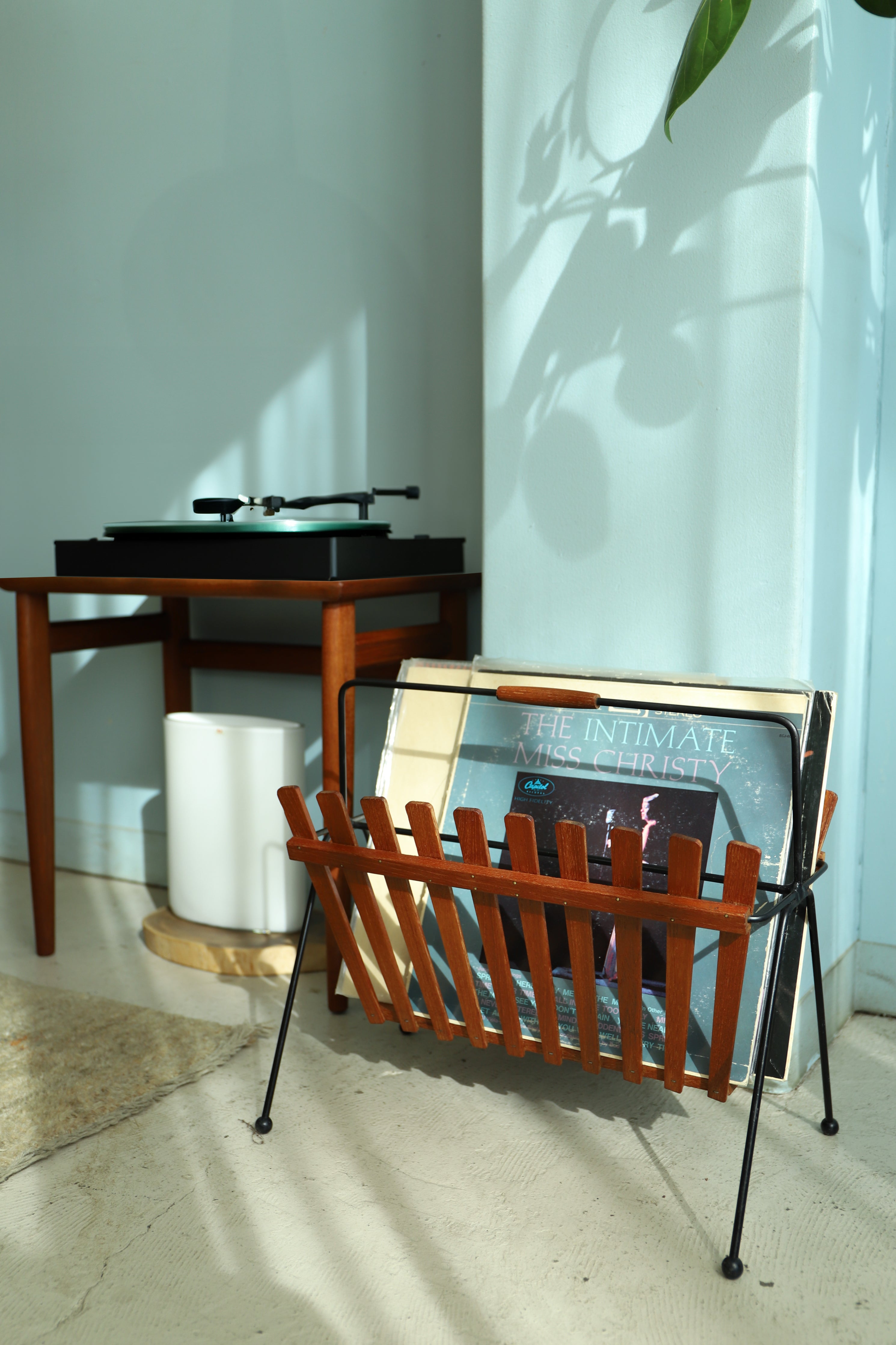 デンマークヴィンテージ マガジンラック チーク材 アイアン 北欧