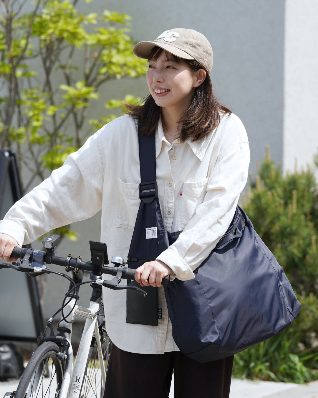 スマホポーチ付きショルダーバッグ | PORTLA ポルトラ