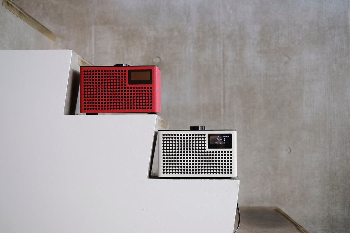 新製品レビュー】GENEVA『Acustica Lounge Radio』ペットのように愛で