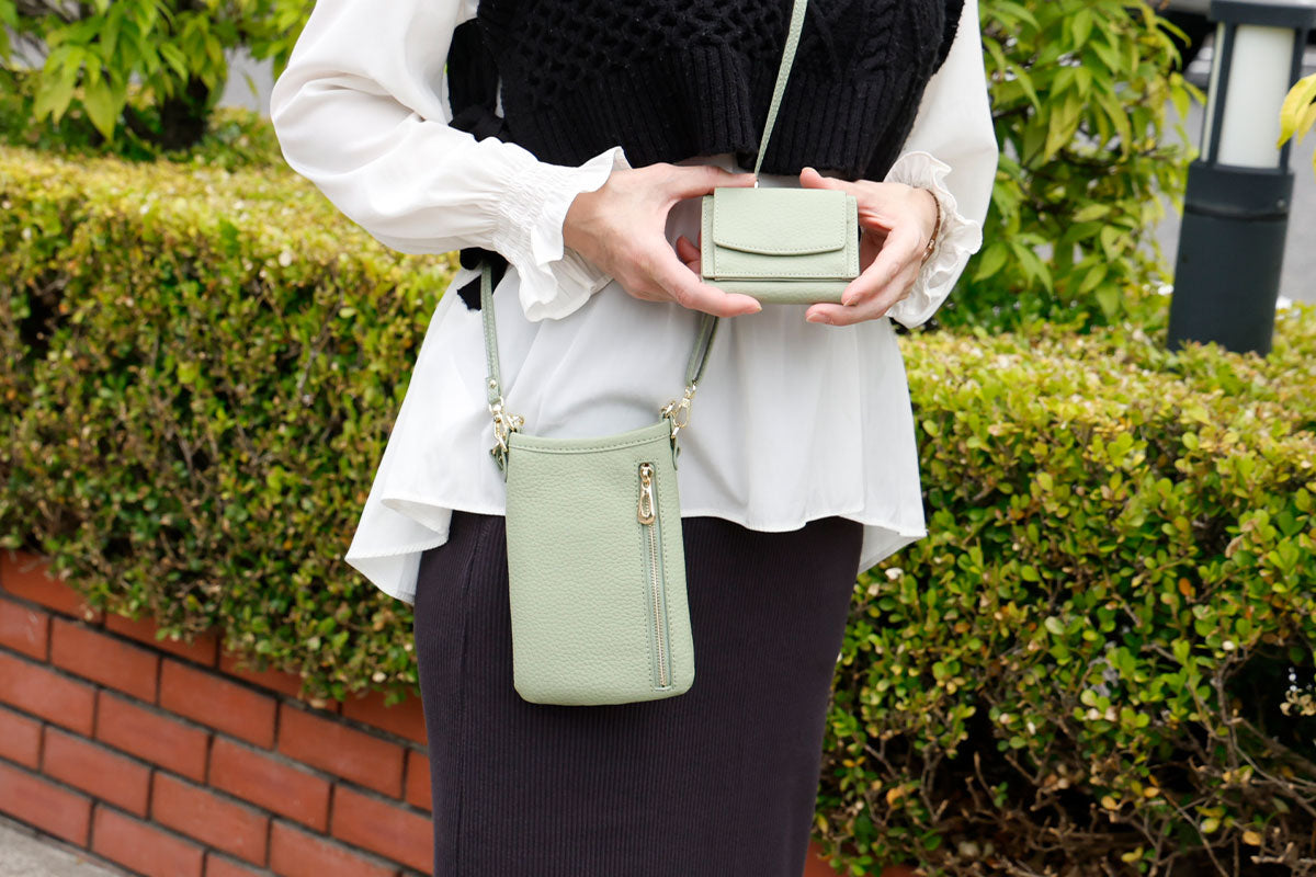 new】身につけるポケットのようなスマホポーチ🍃