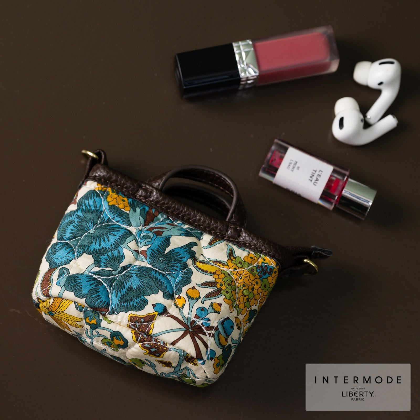 リバティプリント キルティングミニバック型チャームポーチ #187a