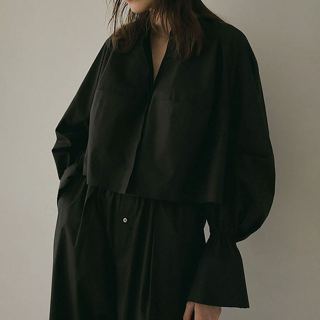 ETRE TOKYO（エトレトウキョウ） カーブスリーブバンドカラーシャツ