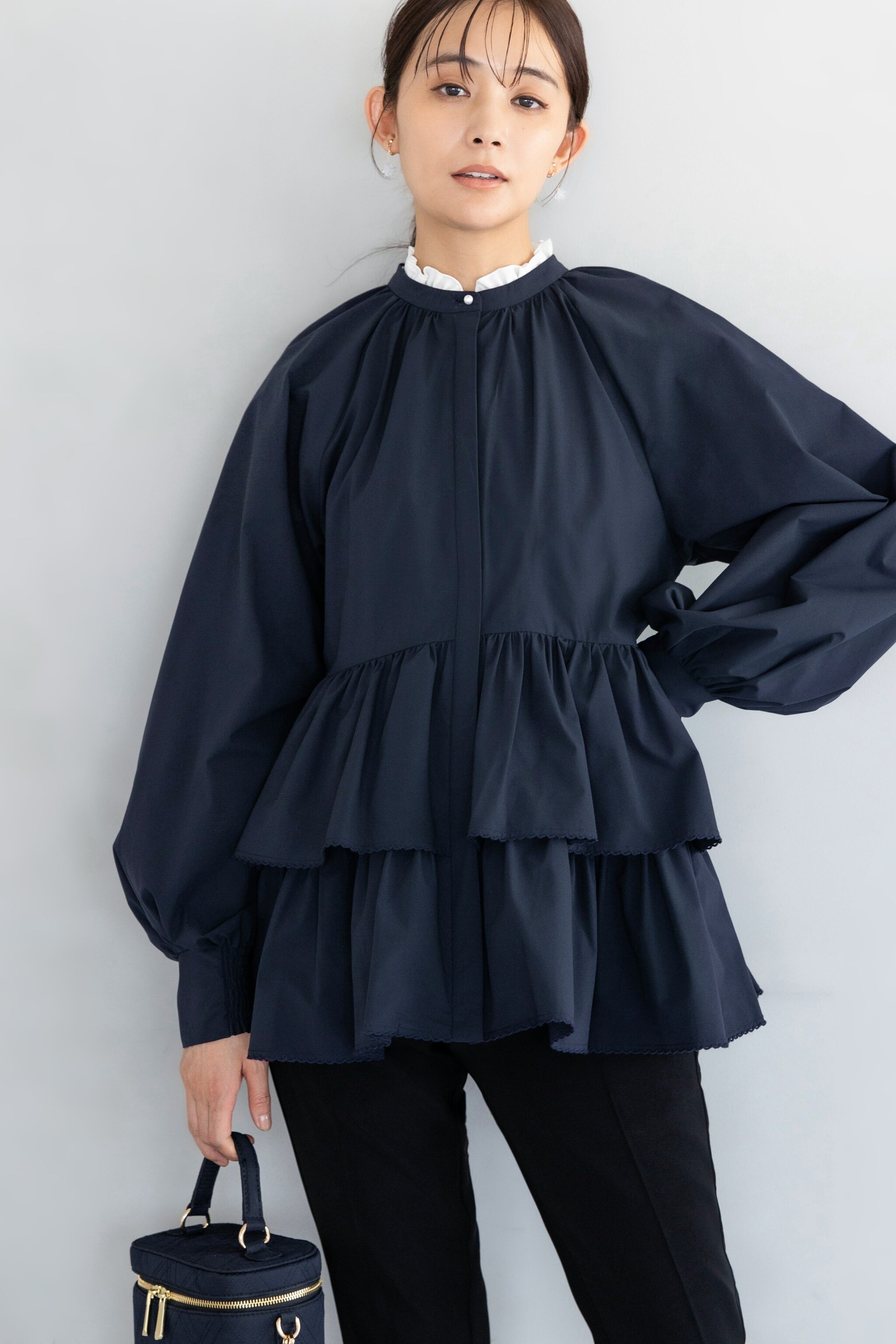 綺麗」も「上品」もあきらめない。Ame no chi Hareの撥水ネイビー