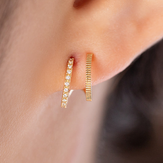 K18/Pt「ダブルフープ・カーヴ」ピアス(片耳用)｜【オレフィーチェ