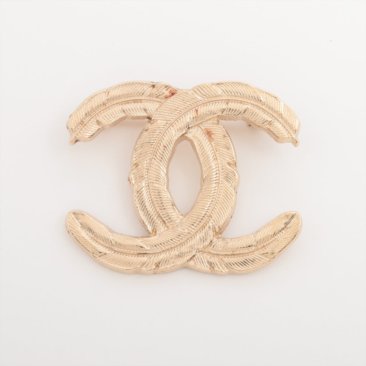 プ*︎様 CHANEL ロゴ入り ブローチ 中古品 プ*︎様 CHANEL ロゴ入り