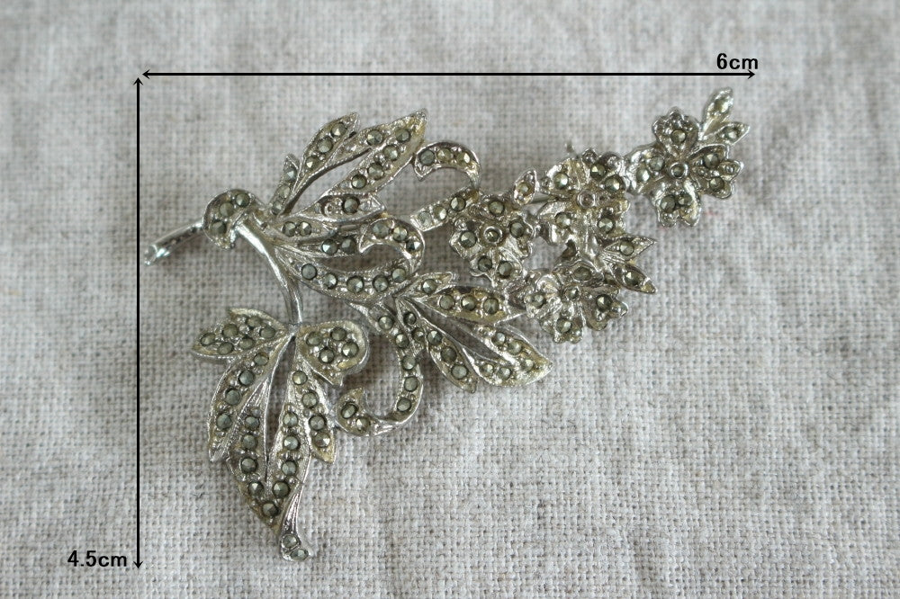 1940年代マーカサイトブローチ（花束）4x6cm イギリスアンティーク