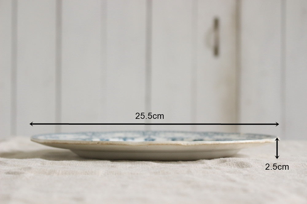 エミールブルジョワ窯ブルーリボンのガーランド模様平皿（直径25.5cm