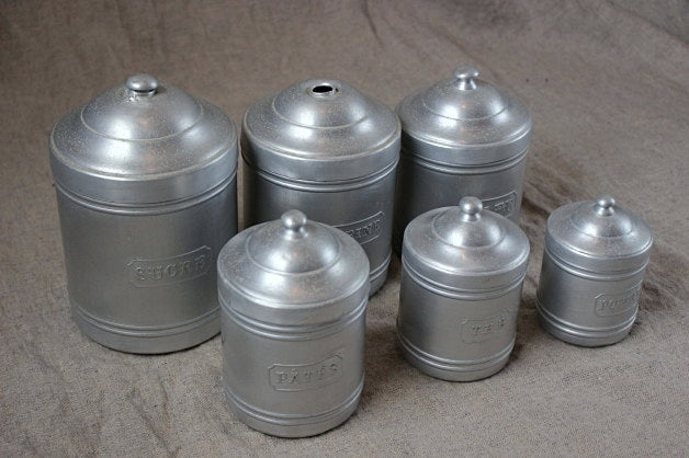 シンプルな美しさ！アルミキャニスター6点セット フランス