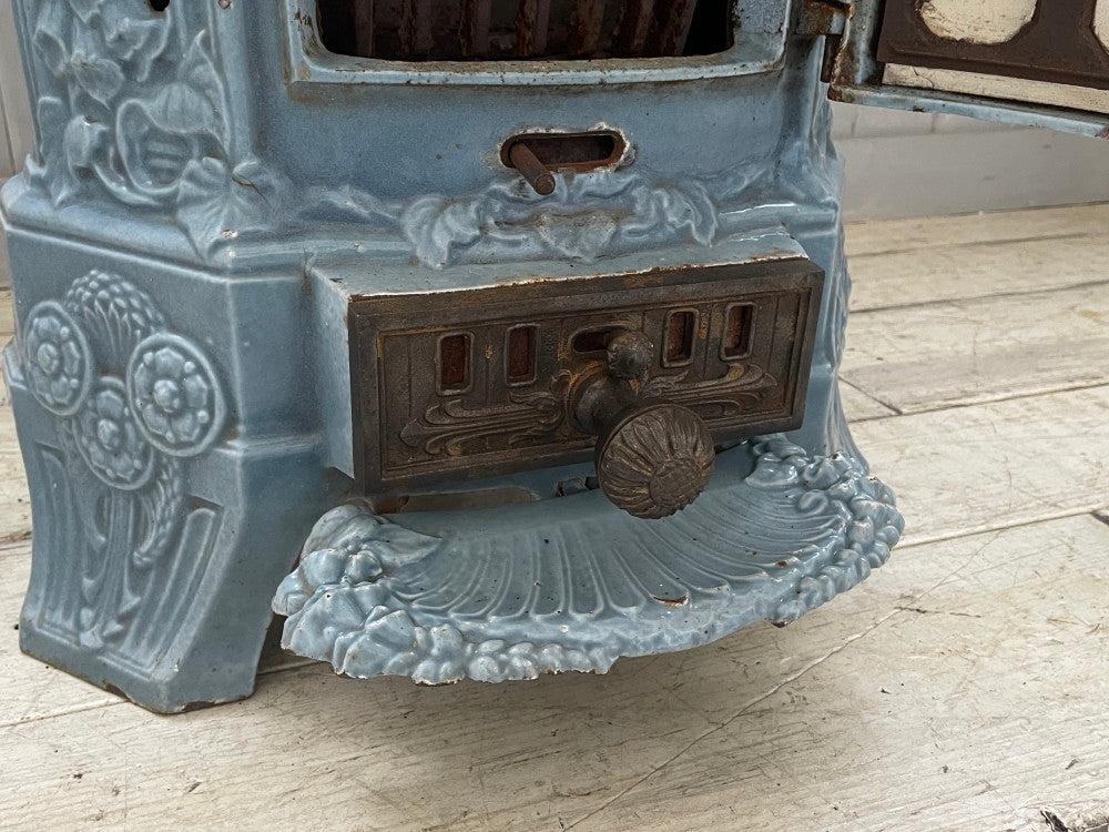 1900年代アールヌーボーデザインのストーブ フランスアンティーク