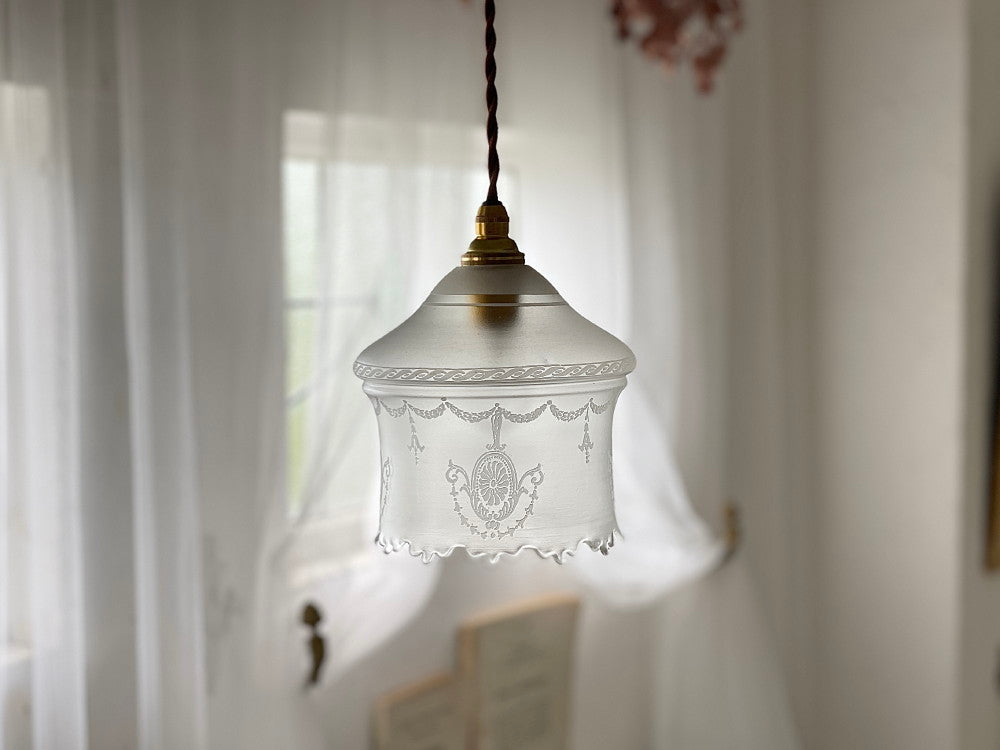 美しいエッチングのガラスシェード（高さ14cm） イギリスアンティーク