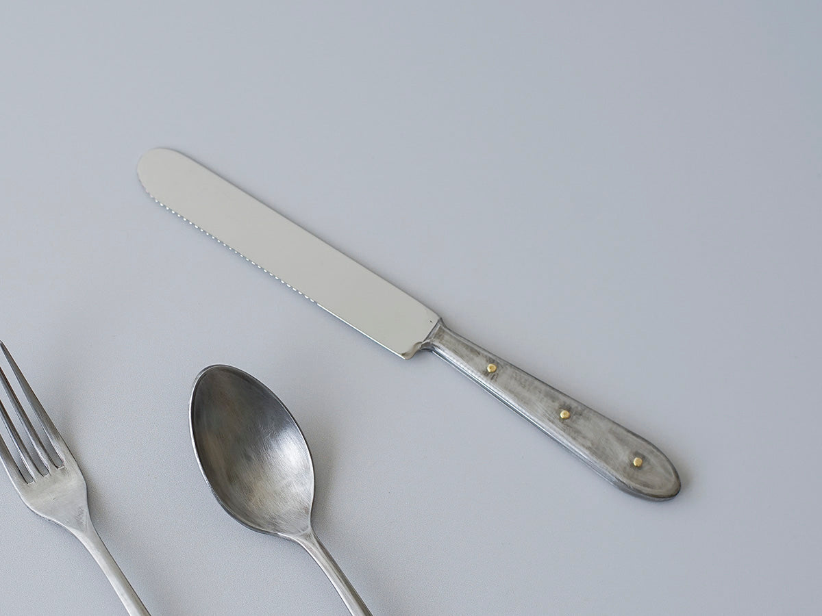 竹俣勇壱 | NEW スプーン・フォーク・ナイフ – シカジカ