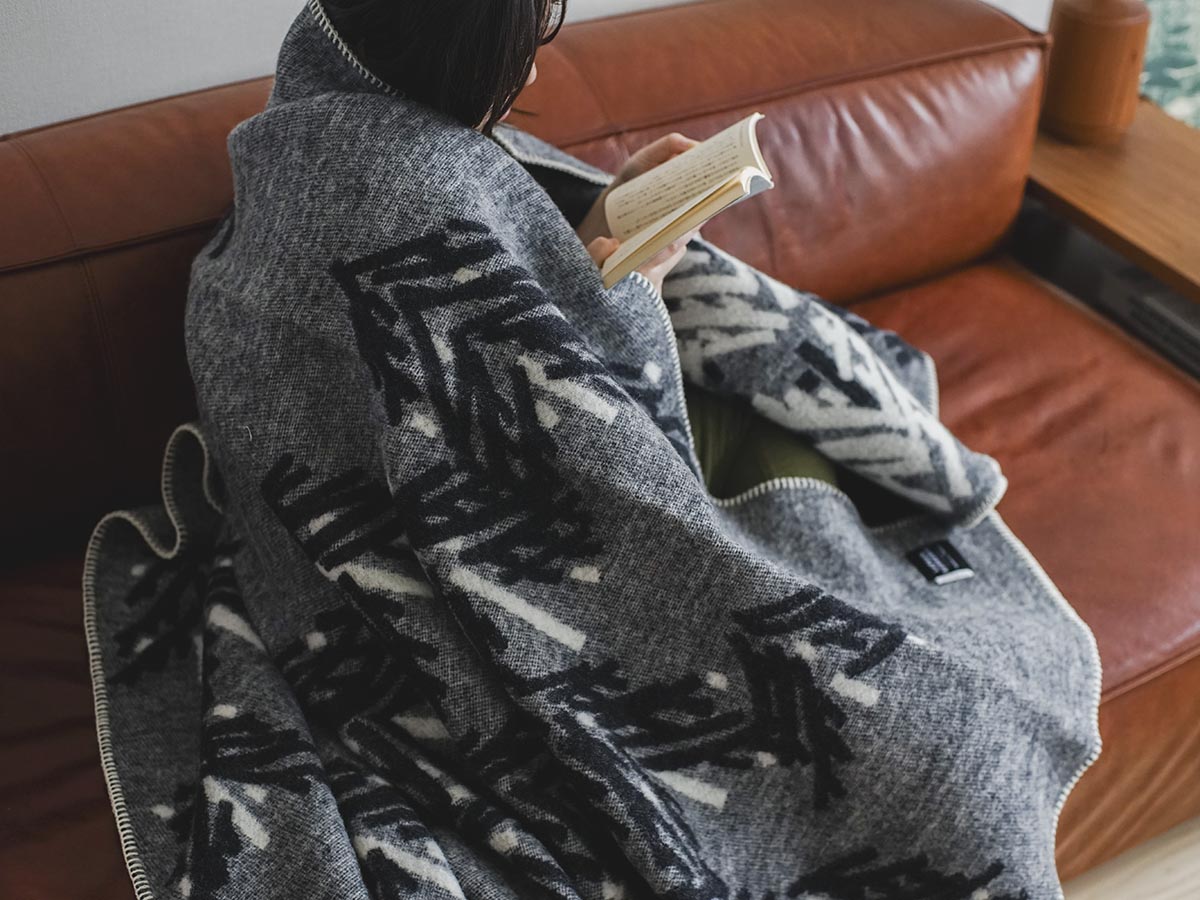 LAPUAN KANKURIT | KUUSI ウールブランケット – シカジカ