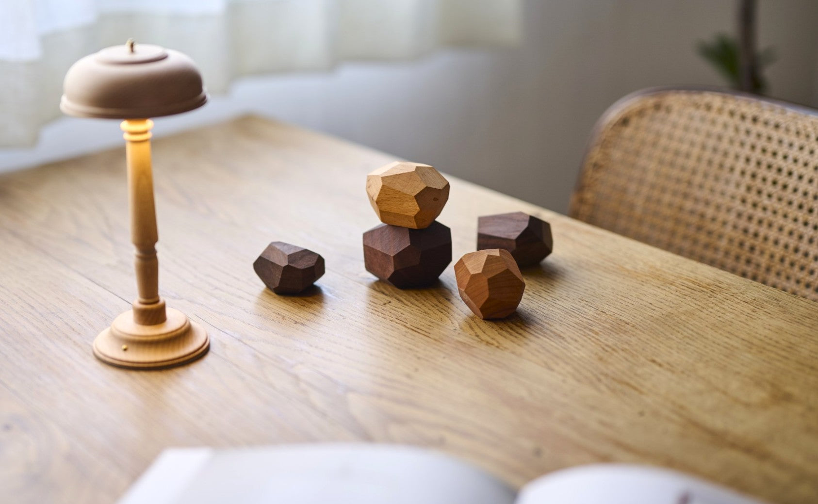 オブジェ | tumi-isi – tiflo