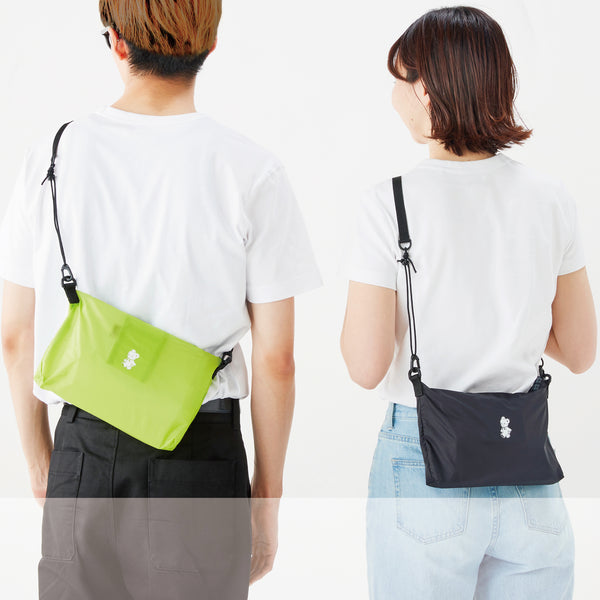 ファミリアとのコラボレーションポーチとポシェットが発売決定