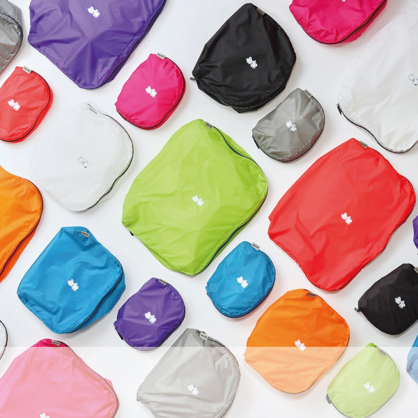 ファミリアとのコラボレーションポーチとポシェットが発売決定