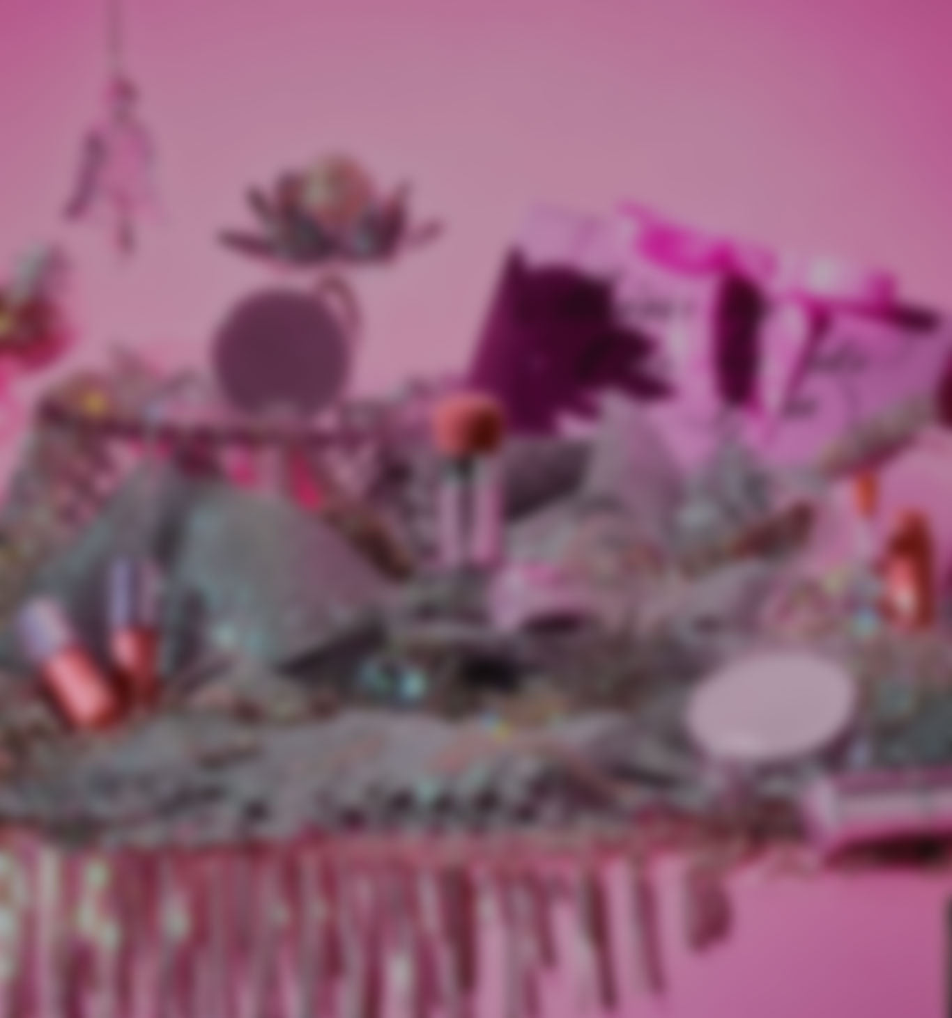 holiday collection 2025 | shining ornament box – vim BEAUTY