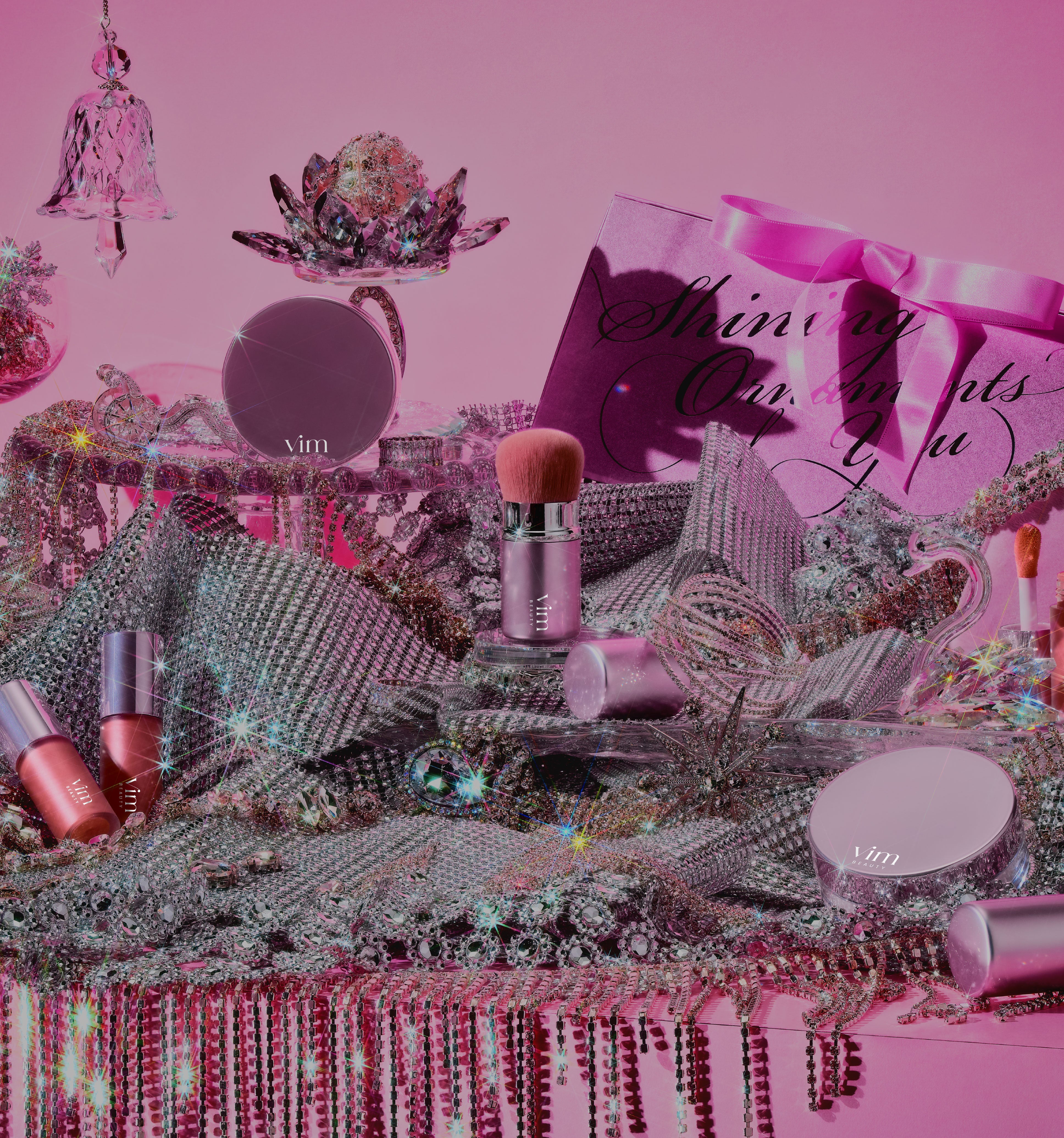 holiday collection 2025 | shining ornament box – vim BEAUTY